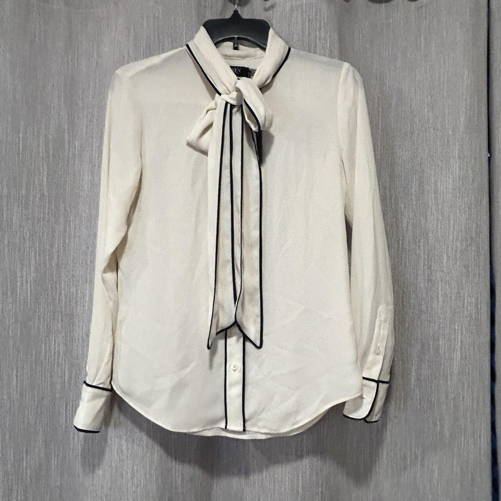 Lauren Ralph Lauren Blouse Womens XS White Trim Tie Neck Button Long Sleeve NWT